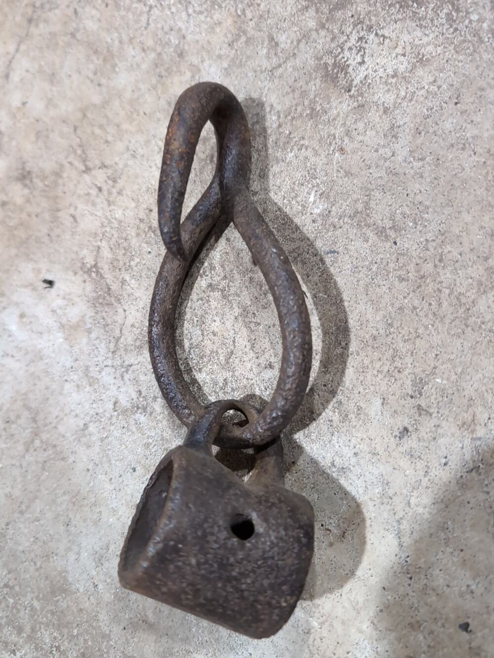 Vintage Wrought Iron Handforged Horse Tie Hitching Post Ring Stable Harness Tool